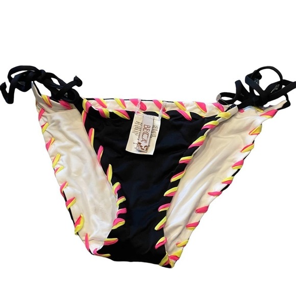 Becca Women's Black Reversible Tie Side Hipster Bikini Bottom Size S/P - Picture 8 of 12